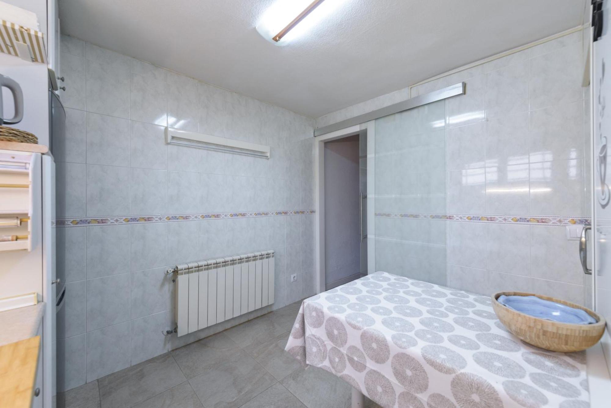 Sabadell Calle, Casa Familiar De 3 Dormitorios Con Terraza Junto Metro Fuencarral Мадрид Екстер'єр фото